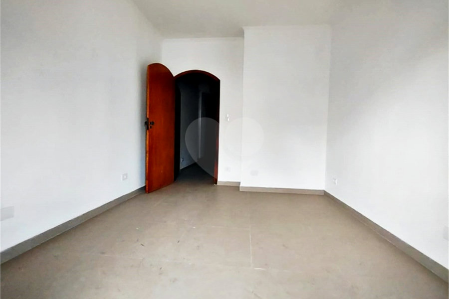Sobrado à venda ou para alugar com 5 quartos, sendo 3 suítes, em Jardim França, São Paulo, SP