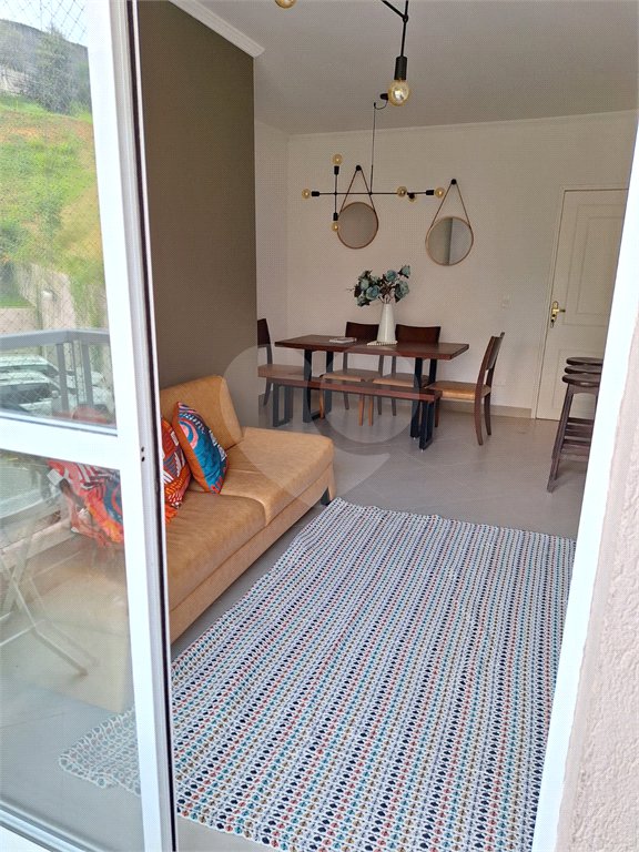 Apartamento à venda com 3 quartos, sendo 1 suíte, em Pinheirinho, Vinhedo, SP