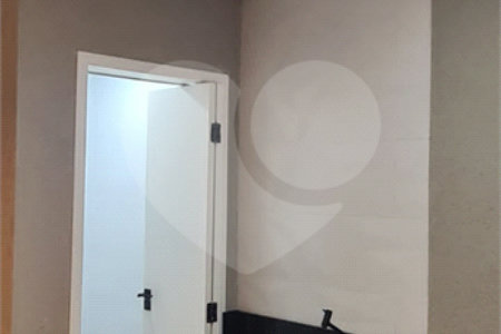 Sobrado à venda com 3 suítes em Vila São Geraldo, São Paulo, SP