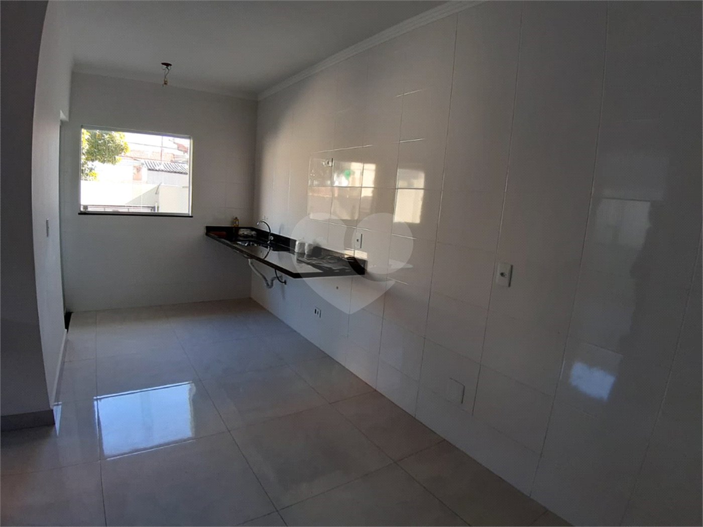 Casa para alugar com 3 quartos, sendo 1 suíte,  no condomínio Villagio DI Maria, São Paulo - SP