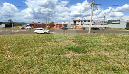 Terreno à venda no condomínio Residencial Villeneuve, São Carlos - SP