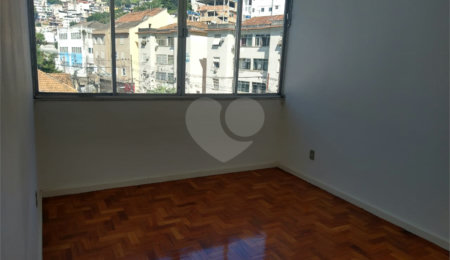 Apartamento à venda com 2 quartos, sendo 1 suíte,  em Rio Comprido, Rio de Janeiro, RJ