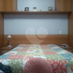 Sobrado à venda com 3 quartos, sendo 1 suíte,  em Vila do Castelo, São Paulo, SP