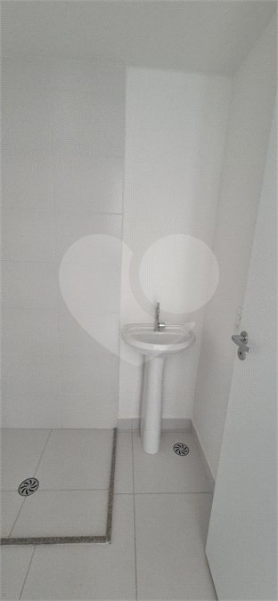 Apartamento à venda com 2 quartos em Parque Industrial Tomas Edson, São Paulo, SP