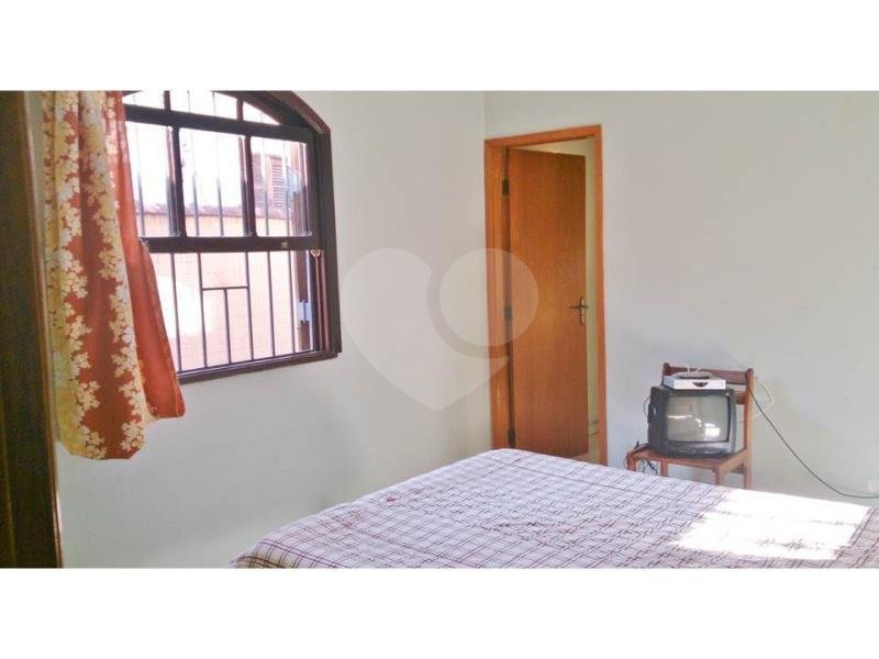 Sobrado à venda com 3 quartos, sendo 1 suíte, em Parada Inglesa, São Paulo, SP