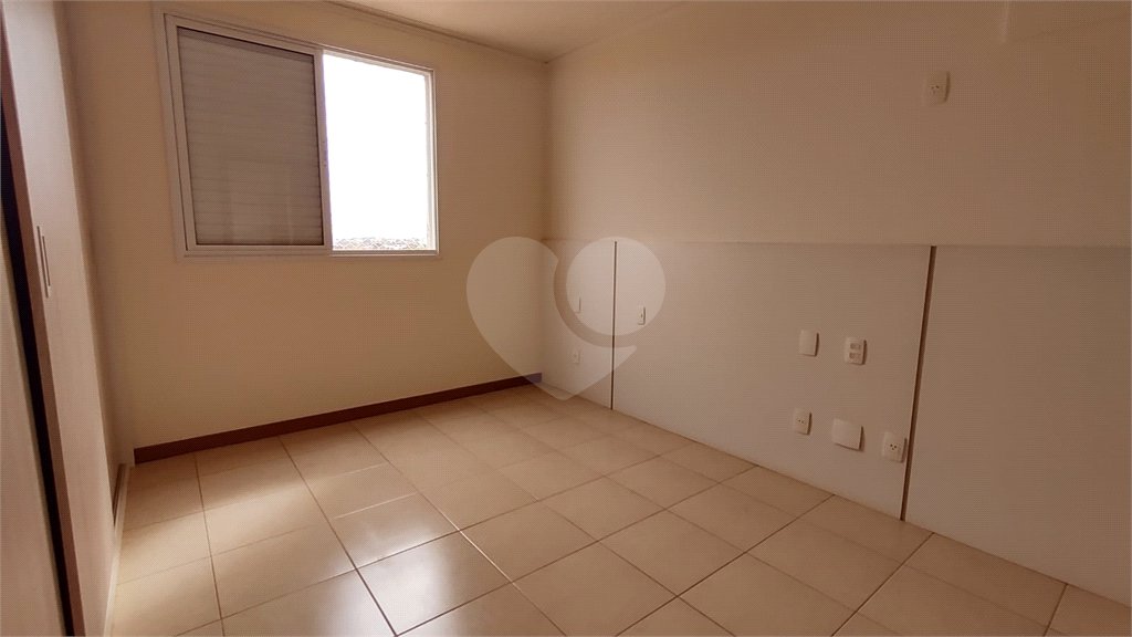 Apartamento à venda com 3 quartos, sendo 1 suíte, no Centro, Araraquara, SP