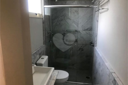 Apartamento à venda ou para alugar com 3 suítes em Moema, São Paulo, SP