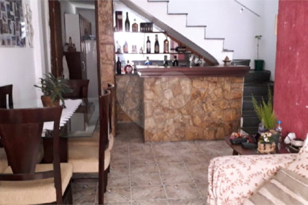 Casa à venda com 3 quartos em Vila do Castelo, São Paulo, SP
