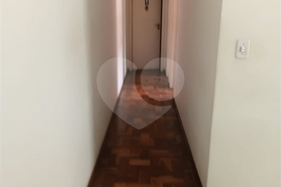 Sobrado à venda com 3 quartos, sendo 1 suíte,  em Parque Peruche, São Paulo, SP