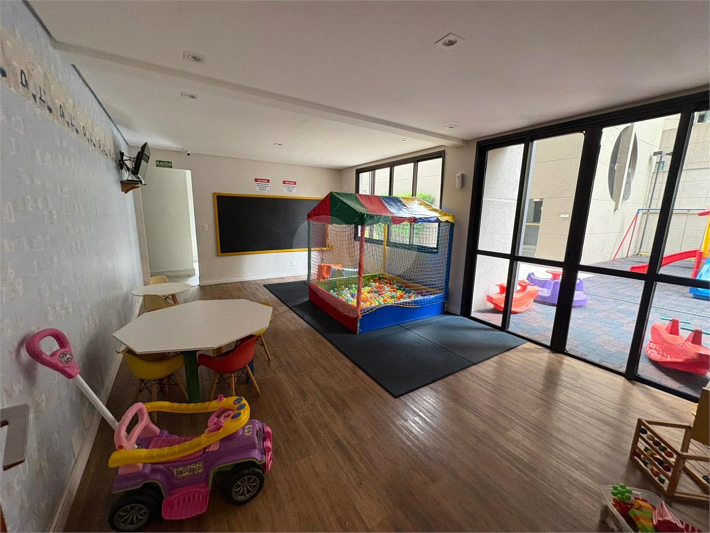 Duplex à venda com 2 suítes em Indianópolis, São Paulo, SP