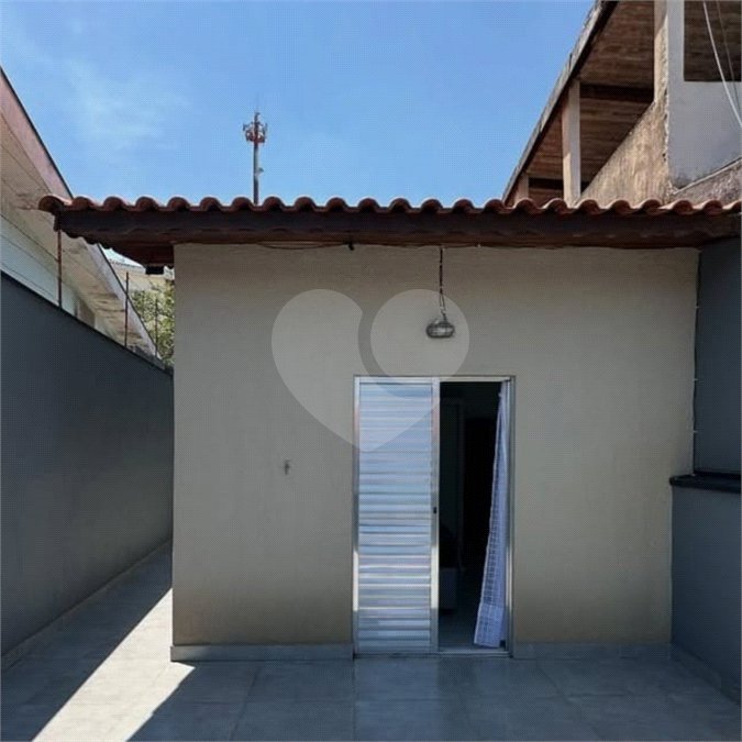 Sobrado à venda com 4 quartos, sendo 1 suíte, em Vila Pirituba, São Paulo, SP