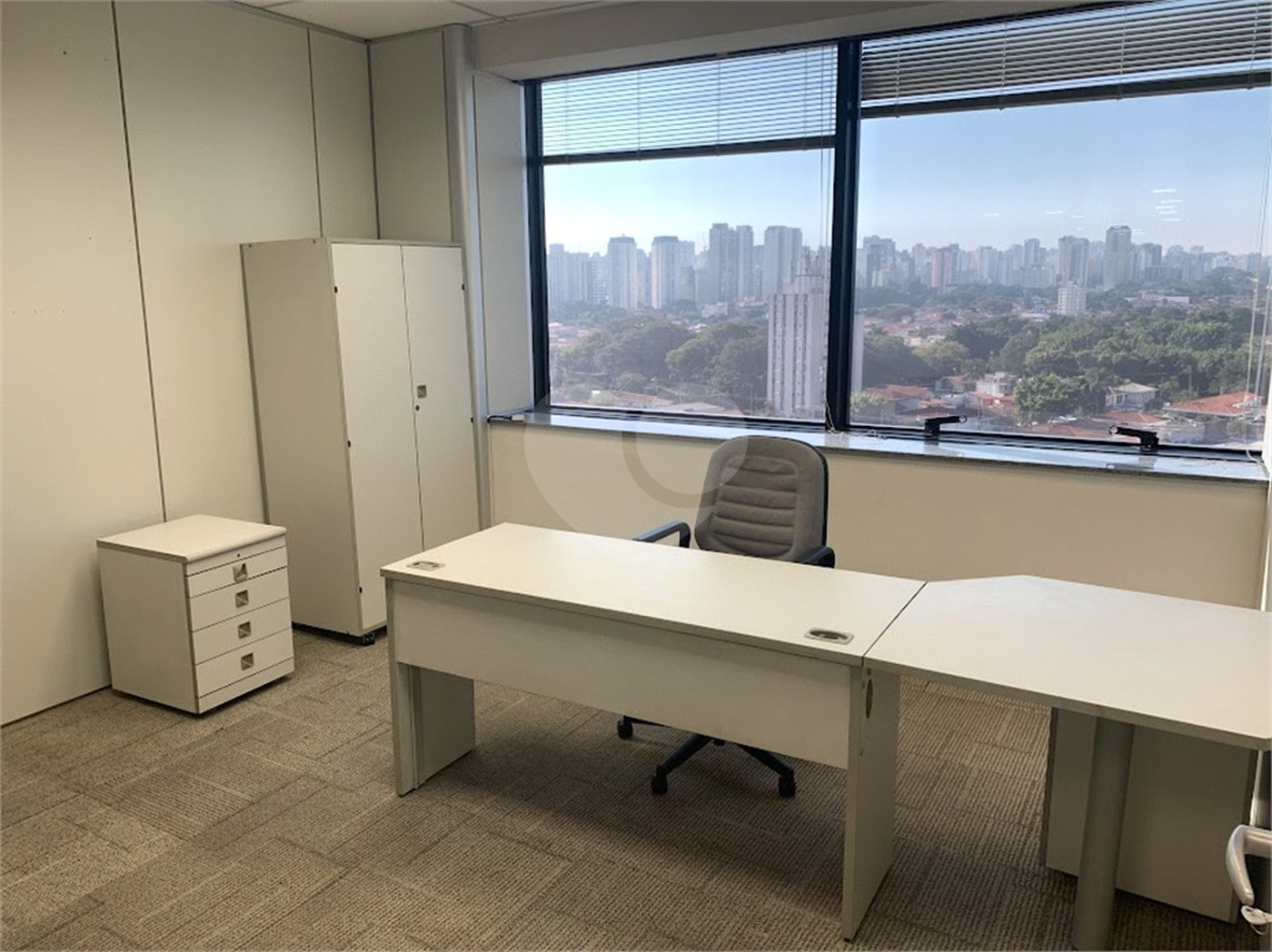 Sala à venda em Cerqueira Cesar, São Paulo, SP