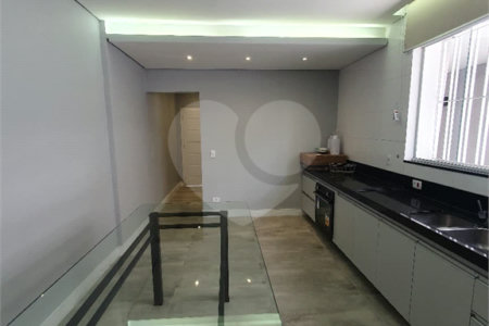 Sobrado à venda com 3 suítes em Vila Gomes Cardim, São Paulo, SP