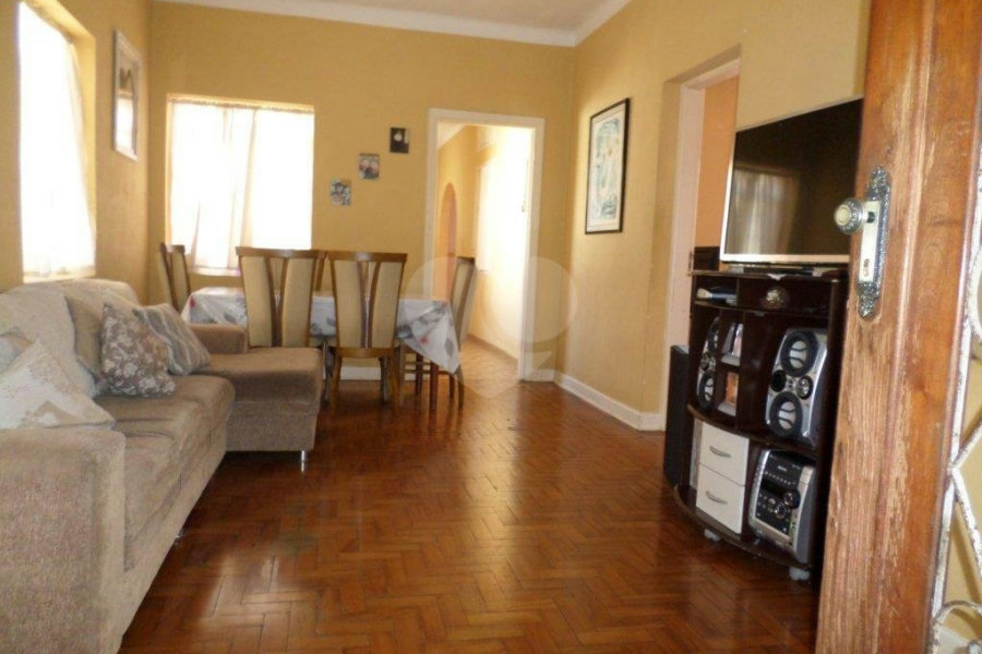 Sobrado à venda com 6 quartos em Jardim Floresta, São Paulo, SP