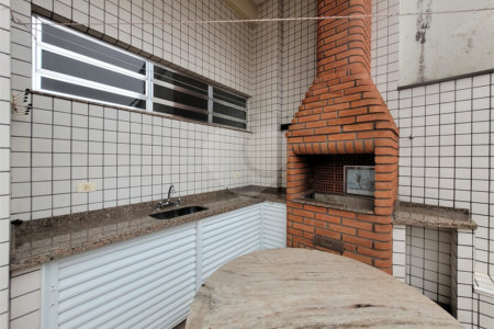 Sobrado à venda com 5 quartos, sendo 2 suítes, em Jardim Vera Cruz, São Paulo, SP
