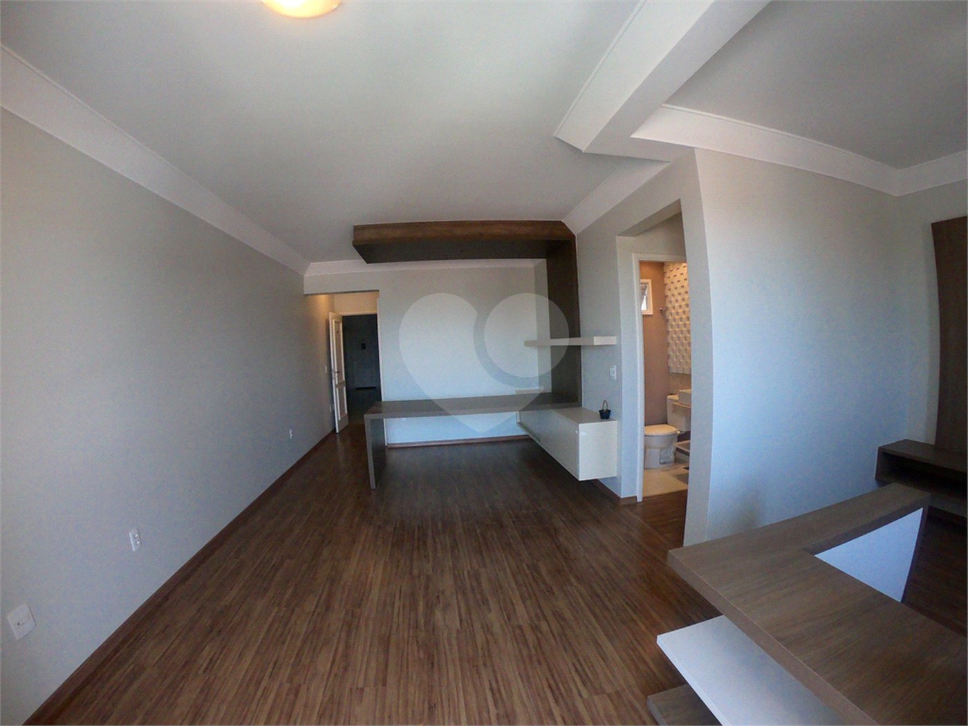 Apartamento à venda com 2 suítes em Vila Todos Os Santos, Indaiatuba, SP