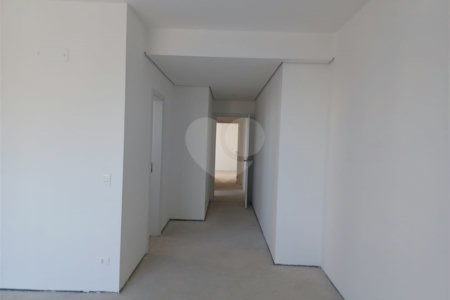 Apartamento à venda com 4 suítes em Real Parque, São Paulo, SP