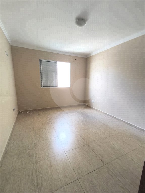 Sobrado à venda com 3 quartos, sendo 1 suíte, em Chora Menino, São Paulo, SP