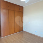 Apartamento à venda com 3 quartos, sendo 1 suíte,  em Alto da Boa Vista, São Paulo, SP