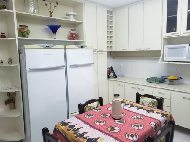 Casa à venda com 3 suítes no condomínio Alpes da Cantareira, Mairiporã - SP