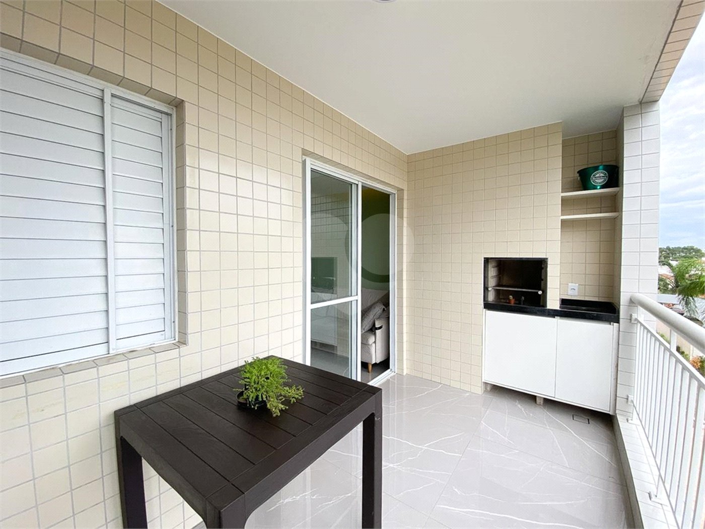 Apartamento à venda com 3 quartos, sendo 1 suíte, em Vila Paiva, São Paulo, SP