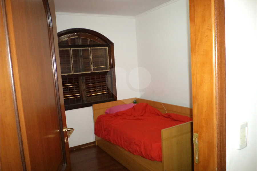 Sobrado à venda com 3 quartos, sendo 1 suíte,  em Jardim Franca, São Paulo, SP