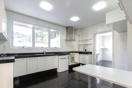 Casa à venda com 4 suítes no condomínio Vila Alba, São Paulo - SP