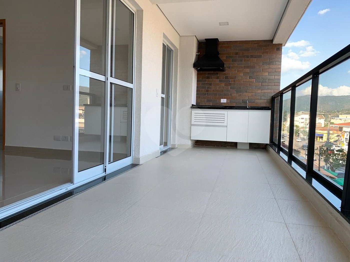 Apartamento à venda ou para alugar com 3 quartos, sendo 1 suíte, em Atibaia Jardim, Atibaia, SP