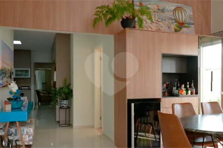 Casa à venda com 3 suítes no condomínio Residencial Terras de Vinhedo, Vinhedo - SP
