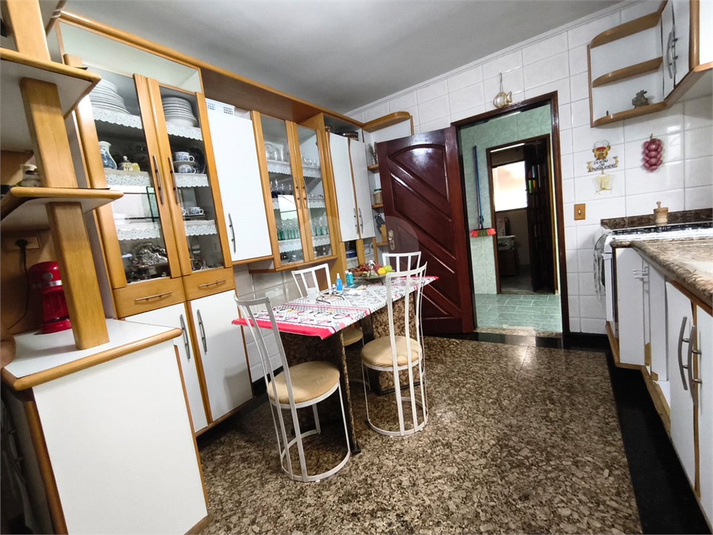 Sobrado à venda com 3 quartos, sendo 1 suíte, em Tremembé, São Paulo, SP