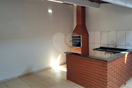 Casa à venda com 2 quartos em Jardim Vitória, Mairinque, SP
