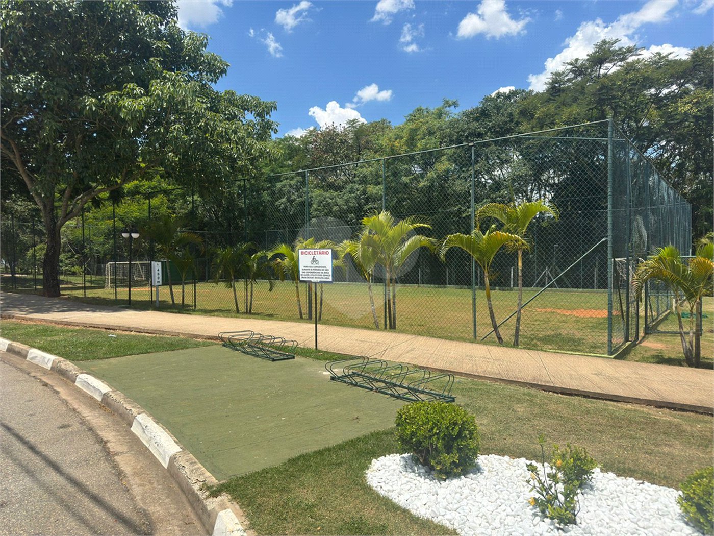 Terreno à venda no condomínio Terras de São Francisco, Sorocaba - SP