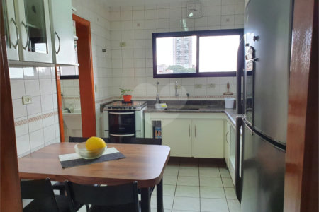 Apartamento à venda com 3 quartos, sendo 1 suíte, em Jardim Japão, São Paulo, SP