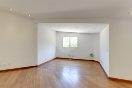Casa Térrea à venda com 3 quartos, sendo 1 suíte, em Granja Julieta, São Paulo, SP