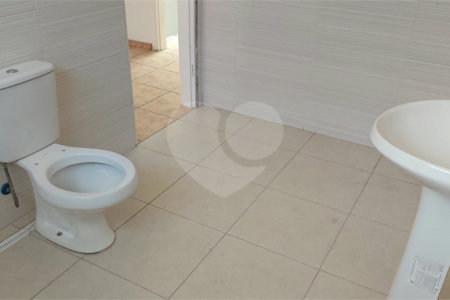 Sobrado à venda com 3 quartos, sendo 2 suítes, em Vila Paulicéia, São Paulo, SP