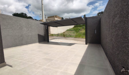 Casa Térrea à venda com 3 suítes em Jardim do Lago, Atibaia, SP