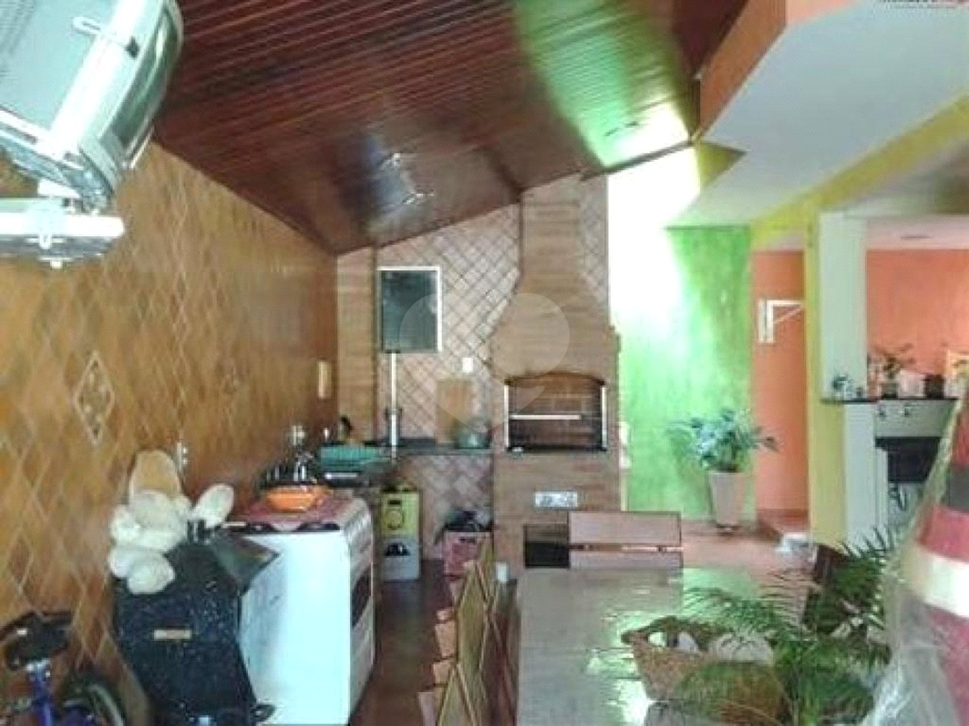 Casa à venda com 4 quartos, sendo 1 suíte, em Wanel Ville, Sorocaba, SP