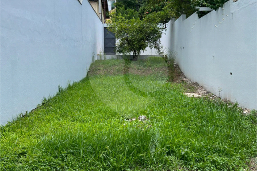 Sobrado à venda com 3 quartos, sendo 1 suíte, em Tremembé, São Paulo, SP