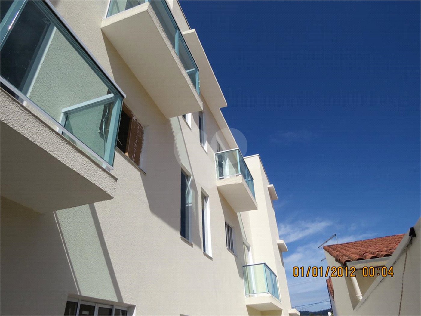 Apartamento à venda com 2 quartos, sendo 1 suíte,  em Vila Suissa, Mogi das Cruzes, SP