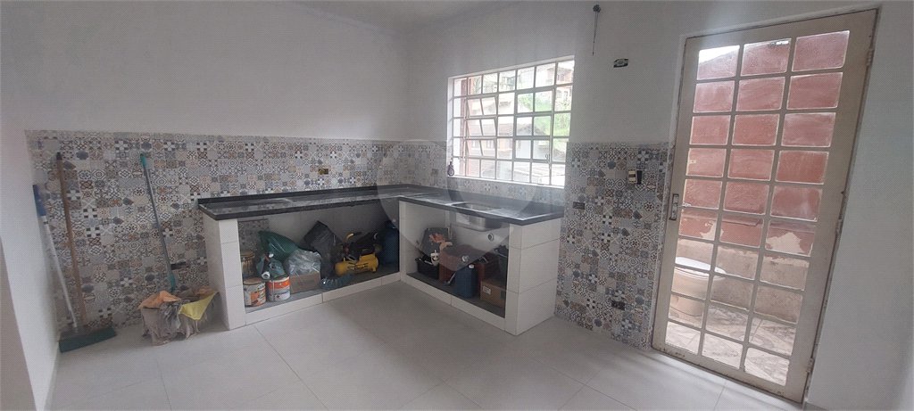 Sobrado à venda com 4 quartos, sendo 2 suítes, em Lavapés, Mairiporã, SP