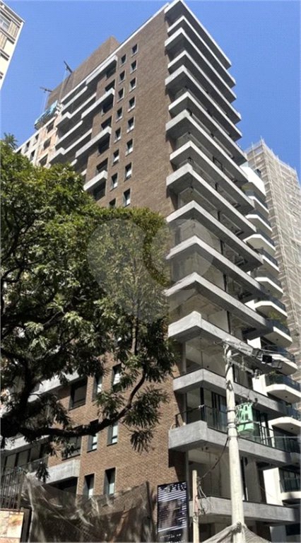 Casa à venda com 1 suíte em Cerqueira César, São Paulo, SP