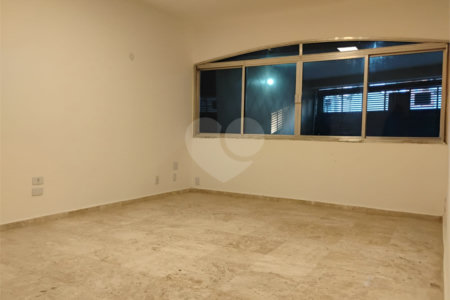 Sobrado à venda com 3 quartos, sendo 1 suíte, em Vila Paulista, São Paulo, SP