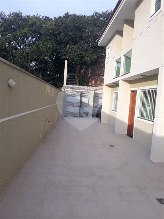 Casa à venda com 2 suítes no condomínio Casa de Pedra, São Paulo - SP
