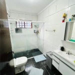 Sobrado à venda com 3 quartos em Loteamento Municipal Brás Cubas, Mogi das Cruzes, SP