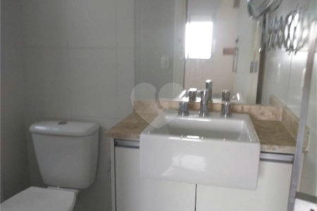 Apartamento à venda com 2 quartos, sendo 1 suíte,  em Vila Paiva, São Paulo, SP