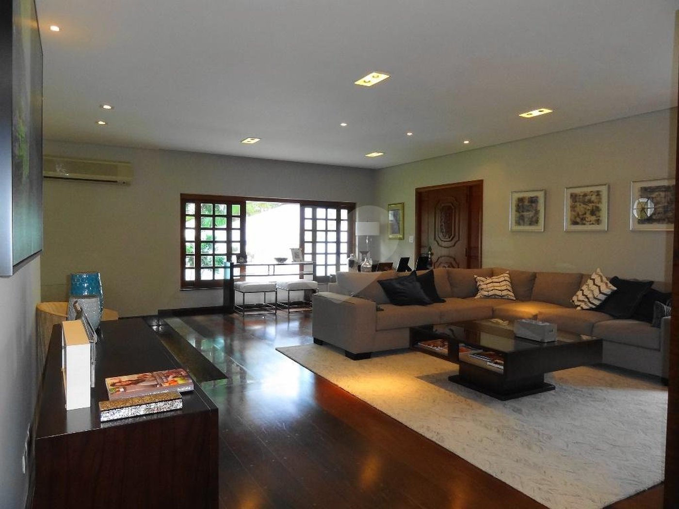 Casa Térrea à venda com 3 suítes em Tremembé, São Paulo, SP