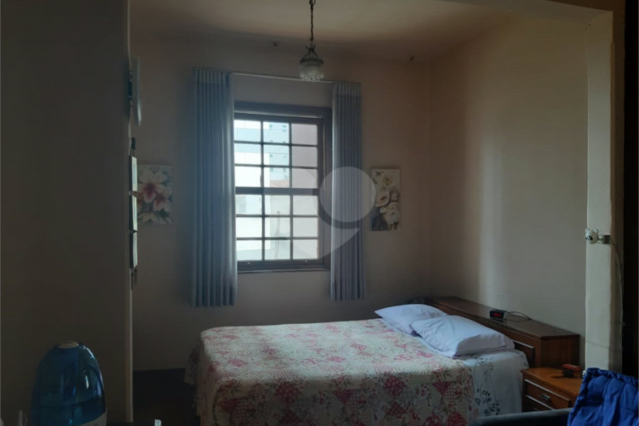 Sobrado à venda com 5 quartos em Santana, São Paulo, SP