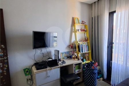Apartamento à venda com 3 quartos, sendo 1 suíte, em Nova Petrópolis, São Bernardo do Campo, SP