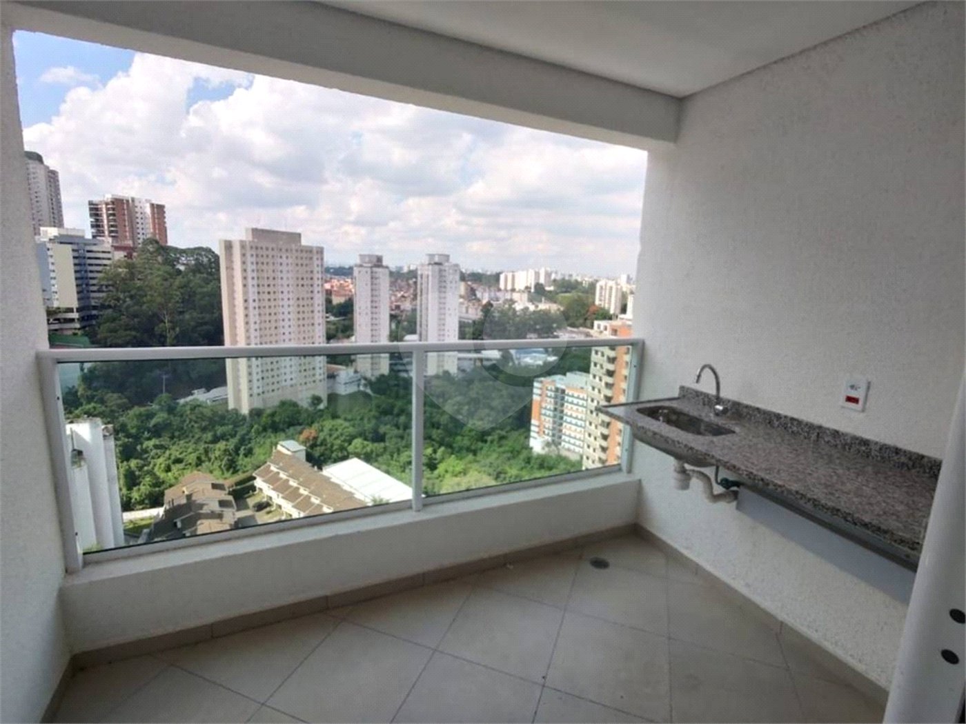 Apartamento à venda com 2 suítes em Jardim Ampliação, São Paulo, SP