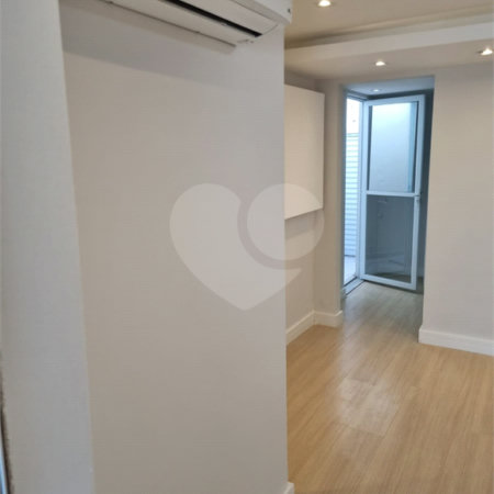 Cobertura à venda com 3 quartos, sendo 2 suítes, em Cachamorra, Rio de Janeiro, RJ